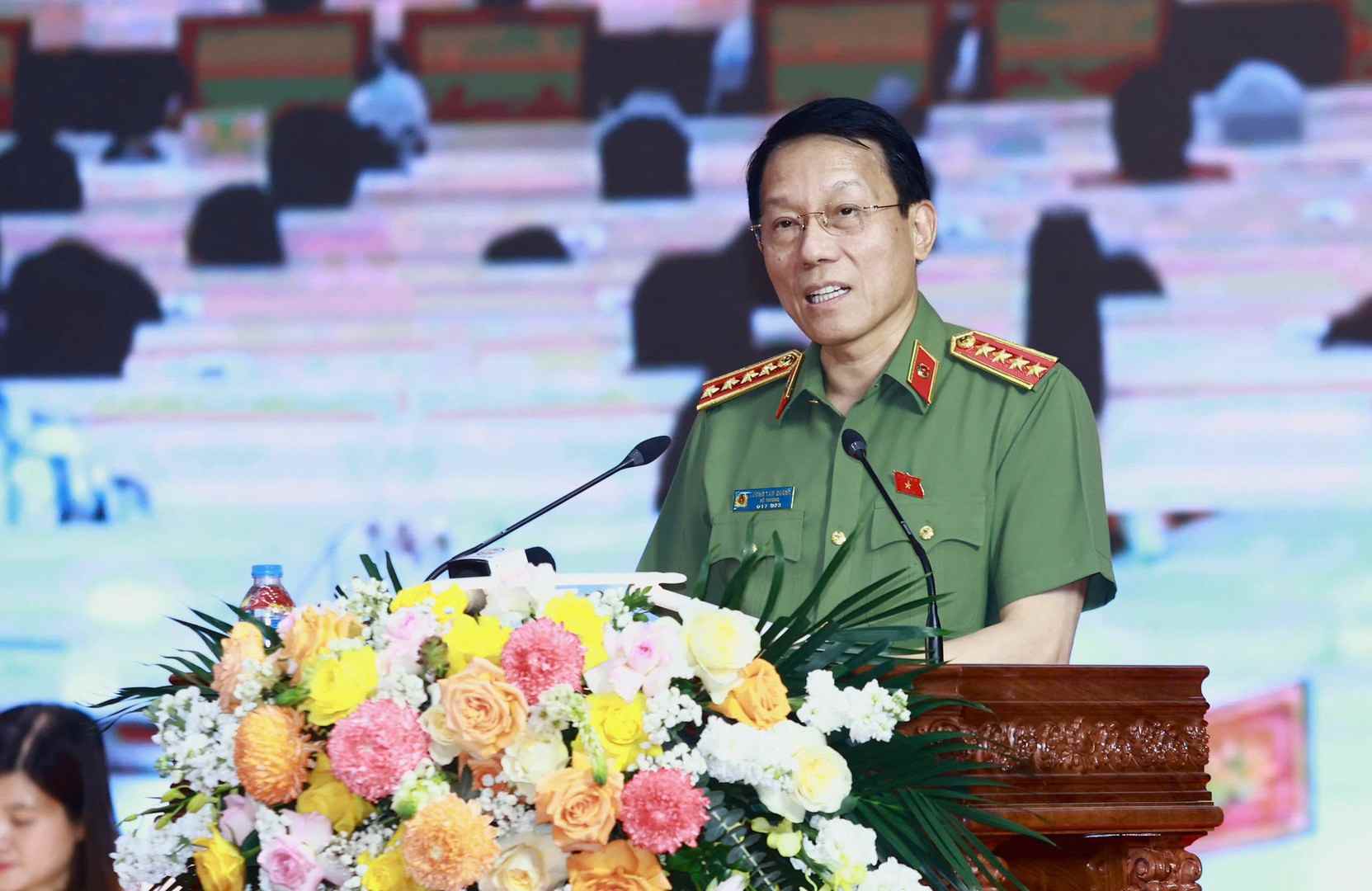 Bộ trưởng Lương Tam Quang tiếp xúc cử tri Hưng Yên