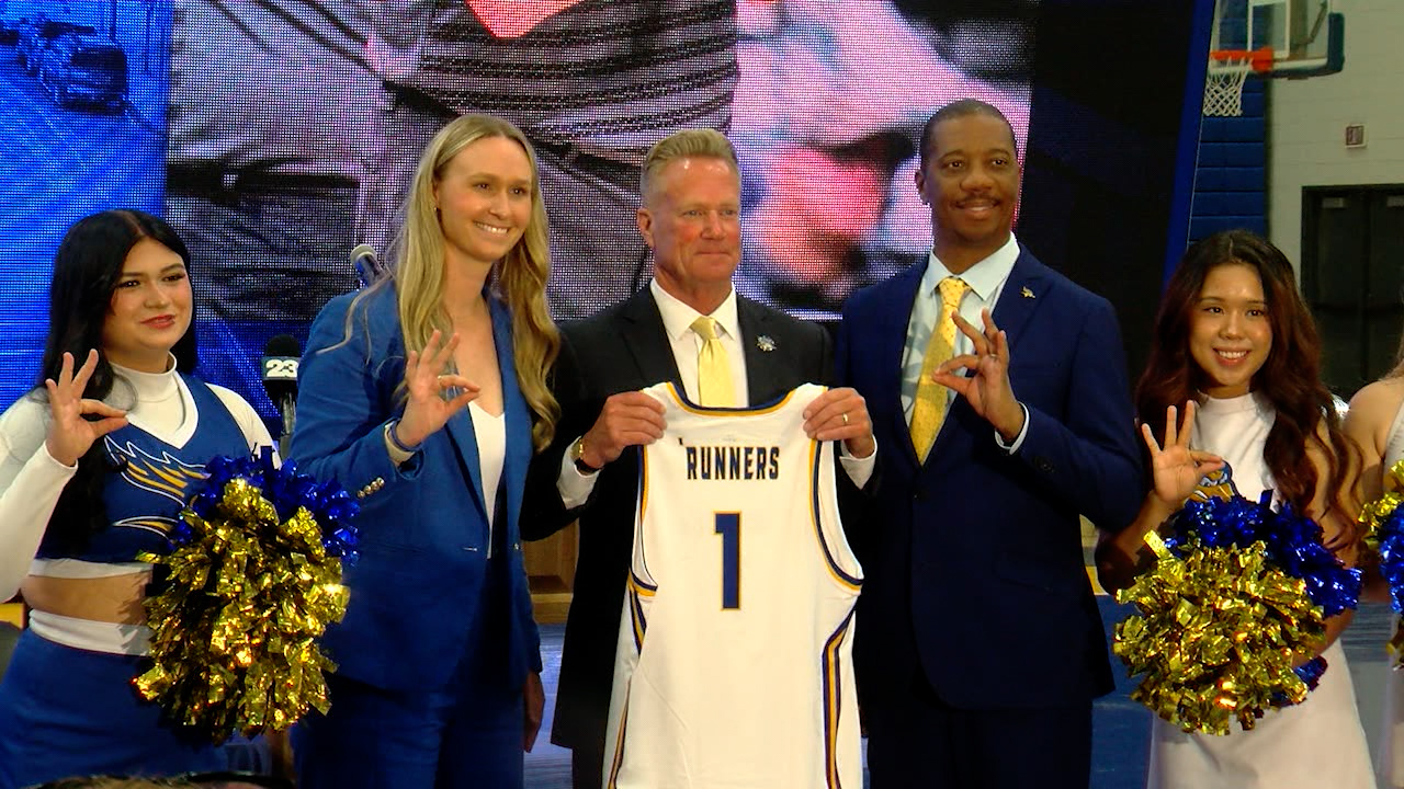 One-on-one with CSUB men's basketball coach Todd Lee