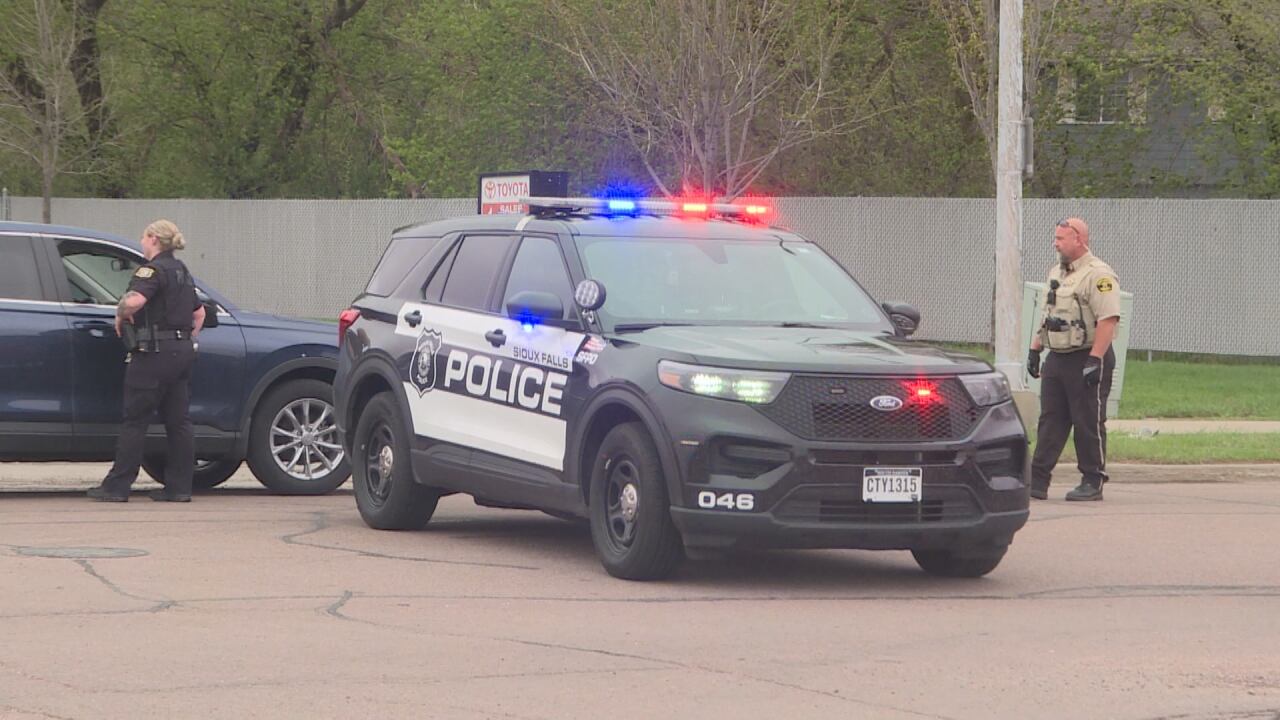 Rapid City native identified as suspect in attempted murder of an officer