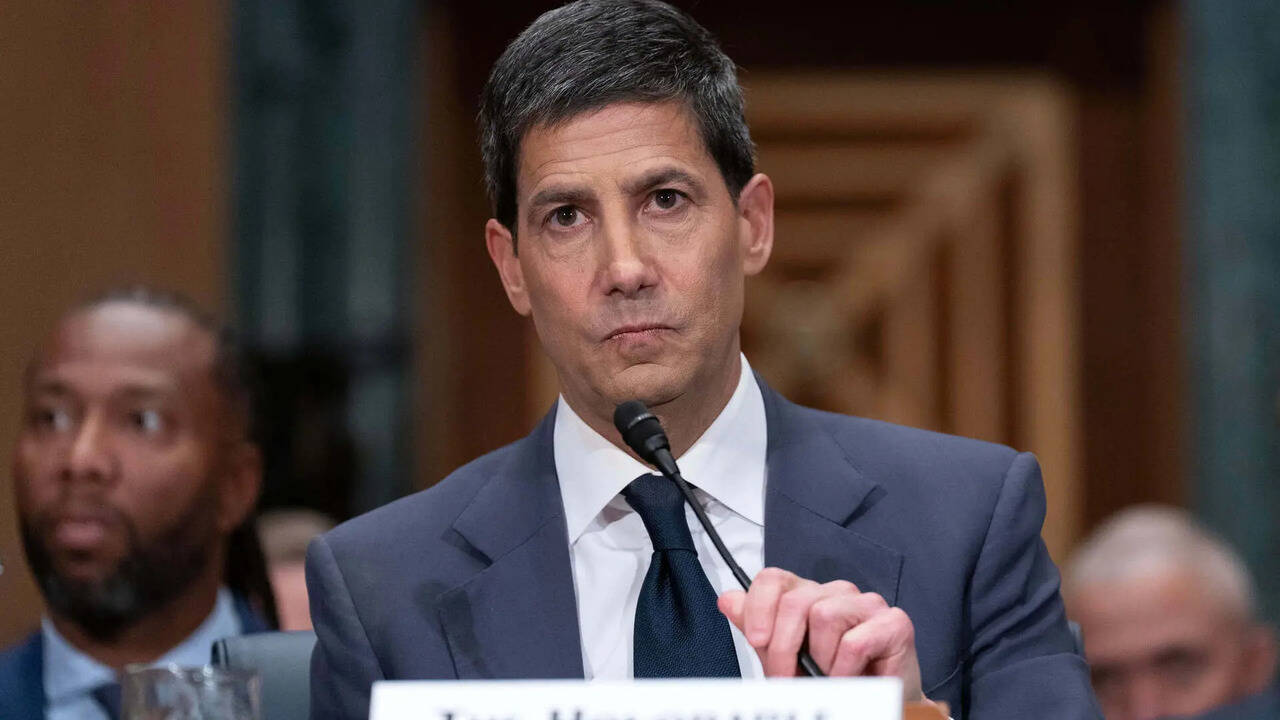 Federal Reserve expected to maintain interest rates amid leadership changes