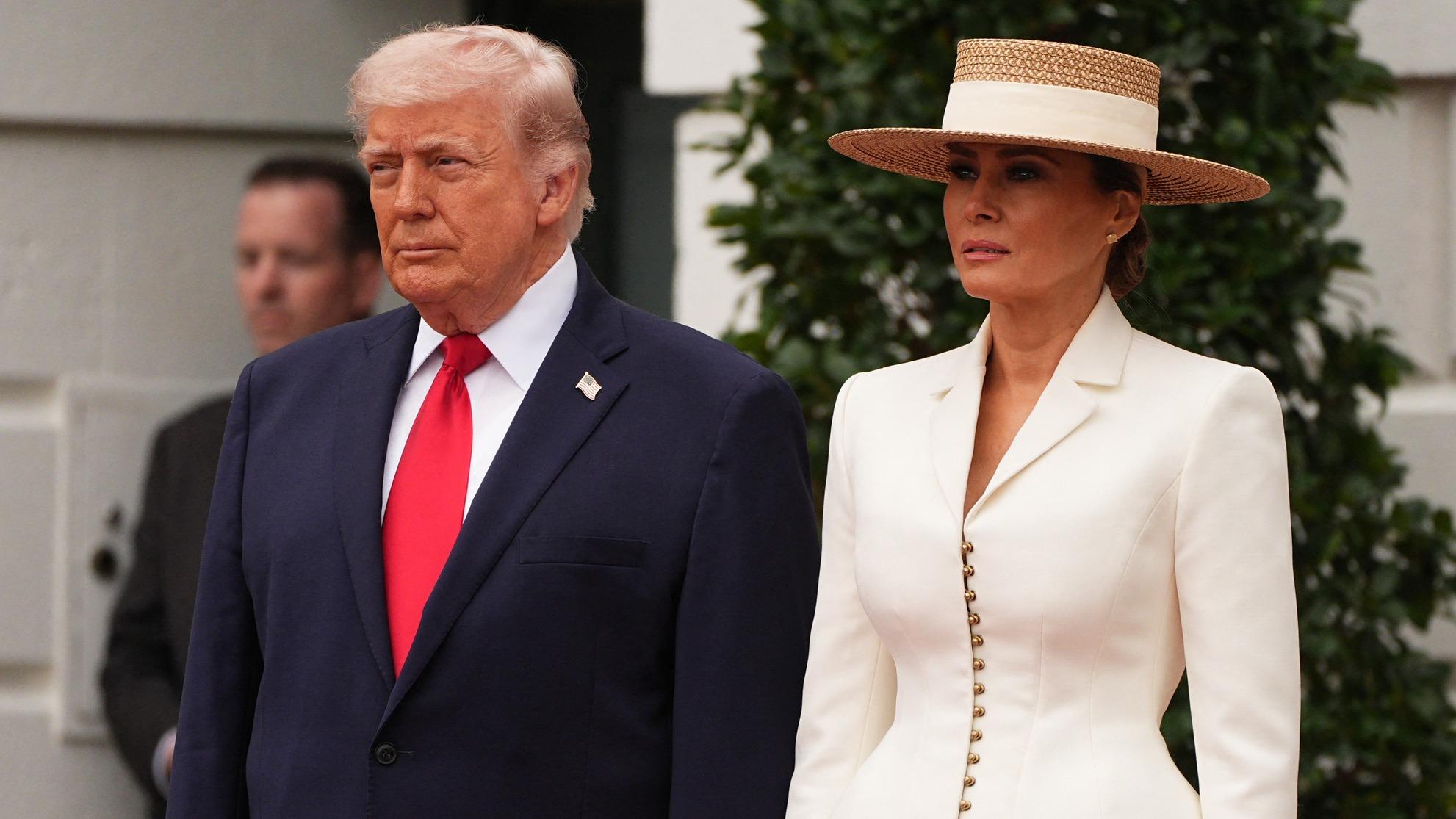 Donald Trump plaisante de sa différence d’âge avec Melania : cette ...