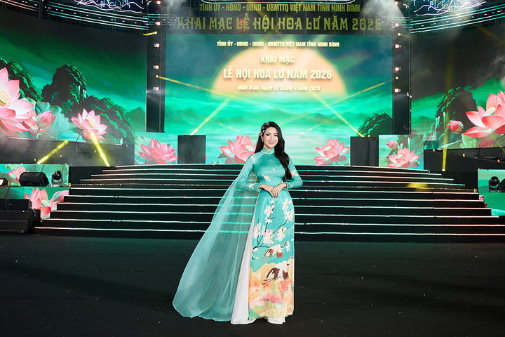 Nhan sắc Hoa hậu Phan Thị Mơ sau 8 năm đăng quang cuộc thi quốc tế
