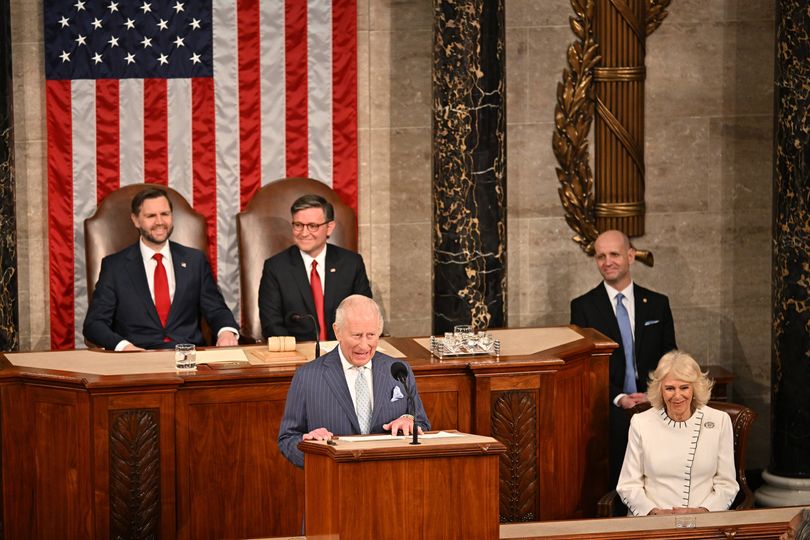 JD Vance refuses to clap as King Charles gets standing ovation at ...