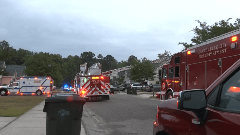 3 treated for smoke inhalation after Goose Creek house fire