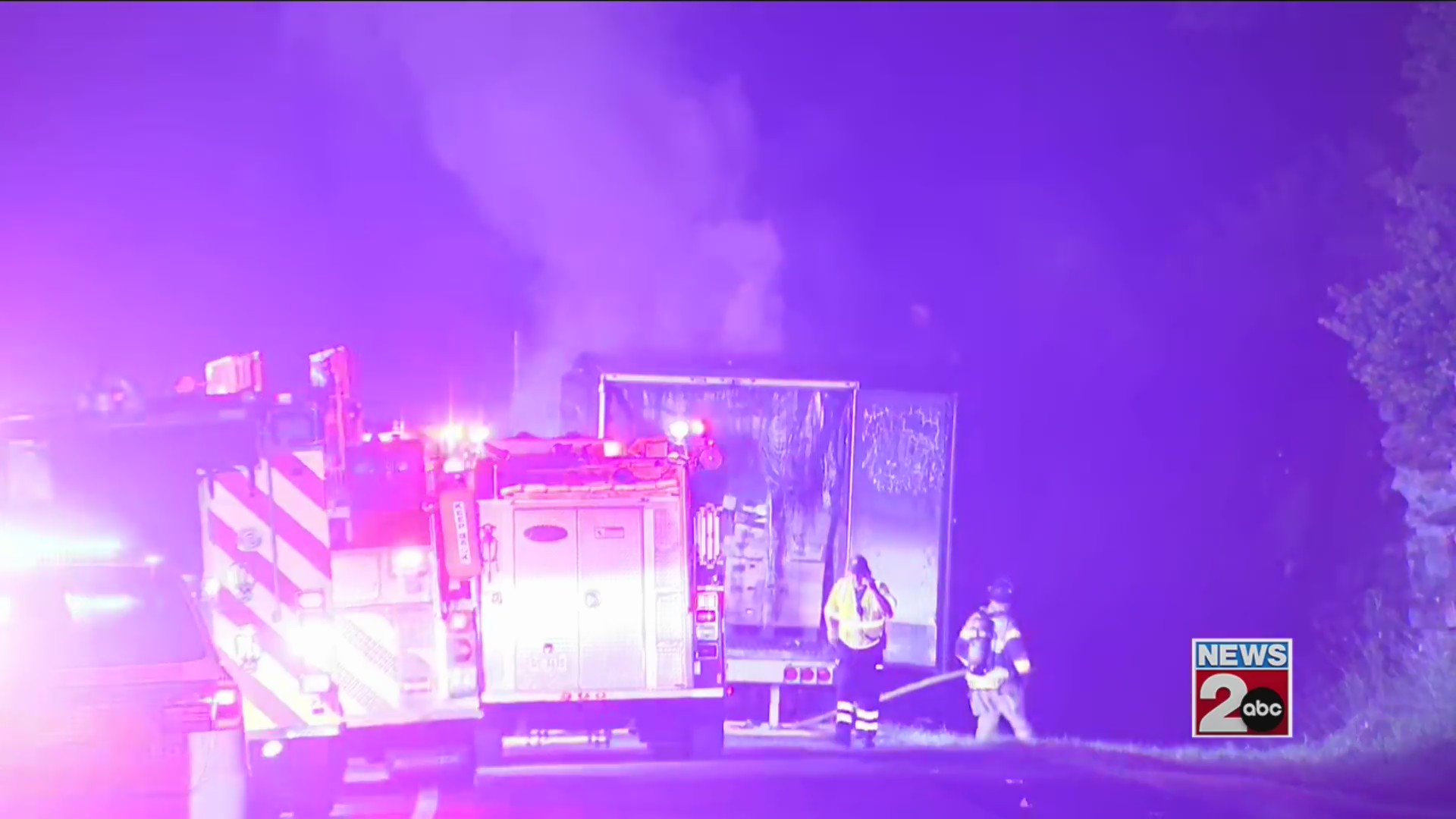 Vehicle fire shuts down I-65 North near Millersville