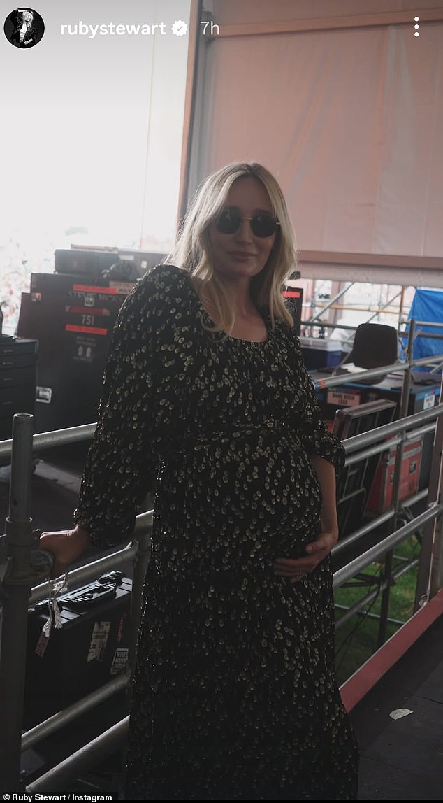 Rod Stewart to become a grandad for a fifth time as daughter Ruby is ...