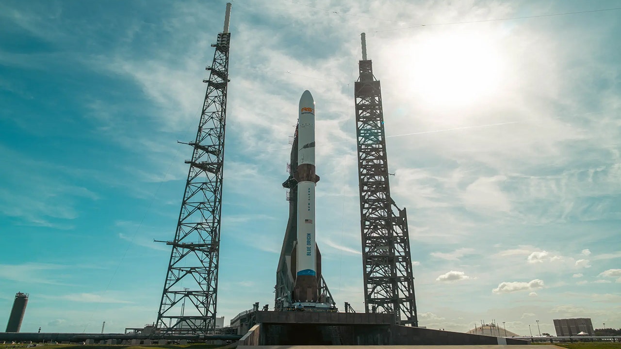 FAA grounds Blue Origin's New Glenn rocket after satellite placed in ...