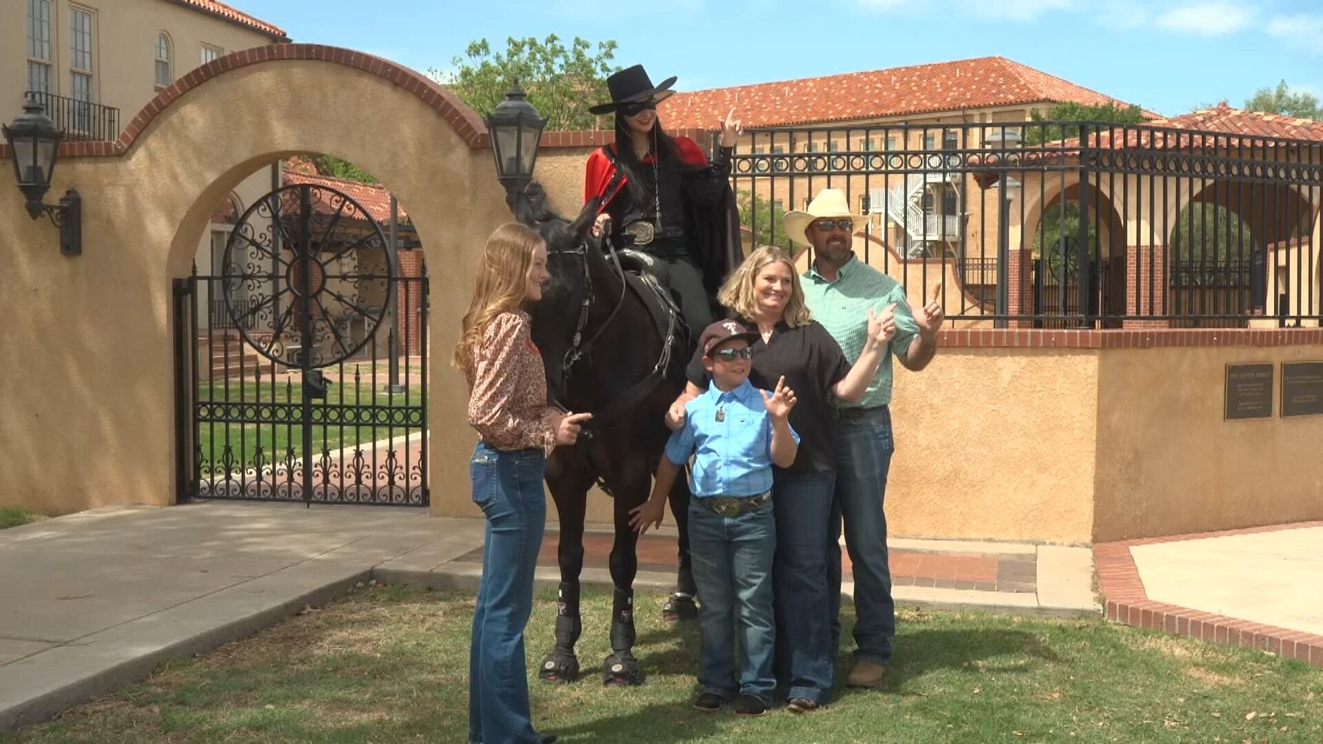 Texas Tech names new Masked Rider, Raider Red