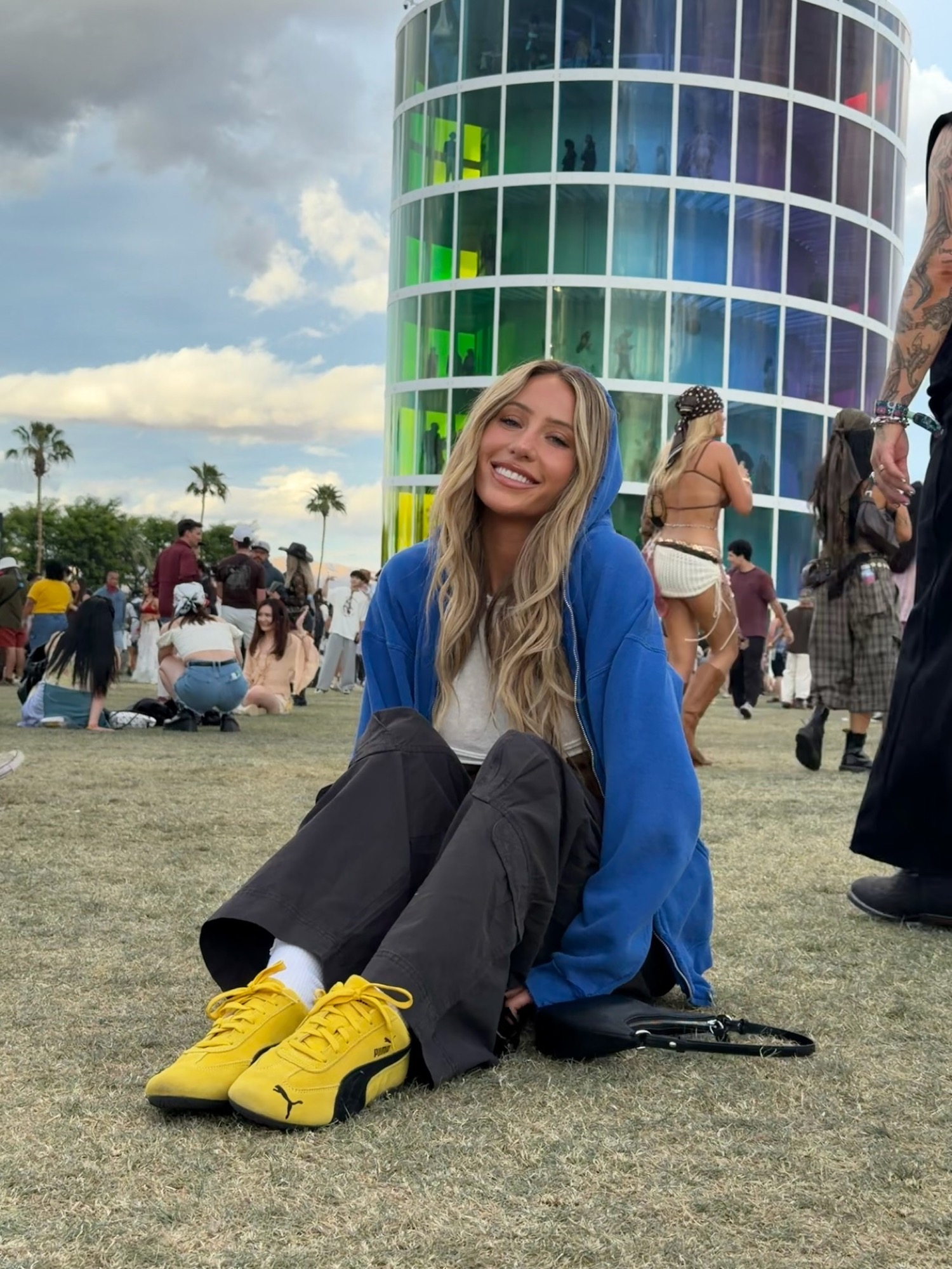 Alix Earle 'wants to date a rockstar so bad,' is over football players