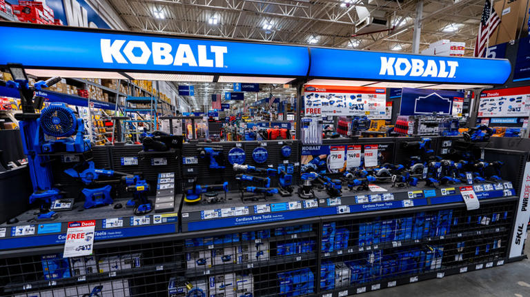 5 tips and tricks for shopping at Lowe's on a budget in 2026