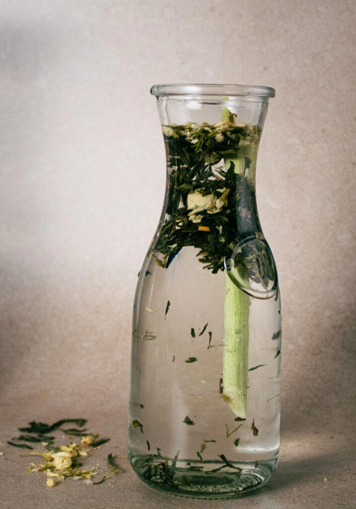 Botanical cold brew green tea with jasmine and lemongrass