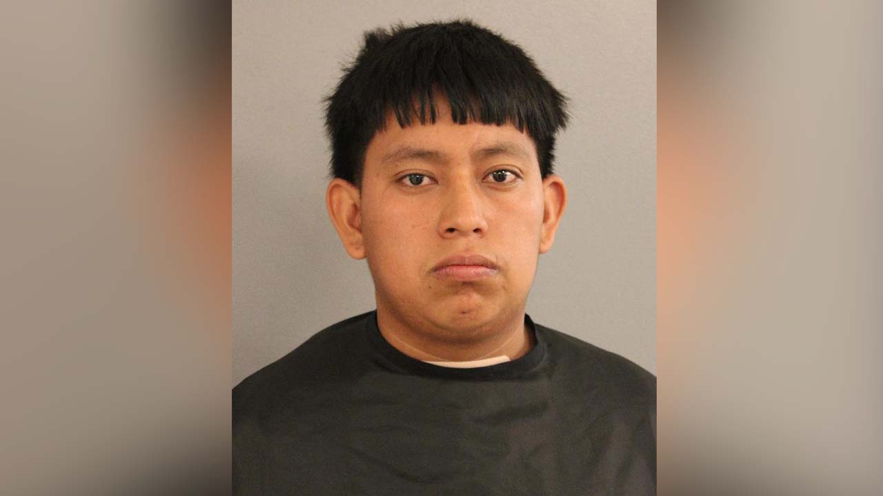 Man charged with intoxication manslaughter after deadly 3-vehicle crash ...