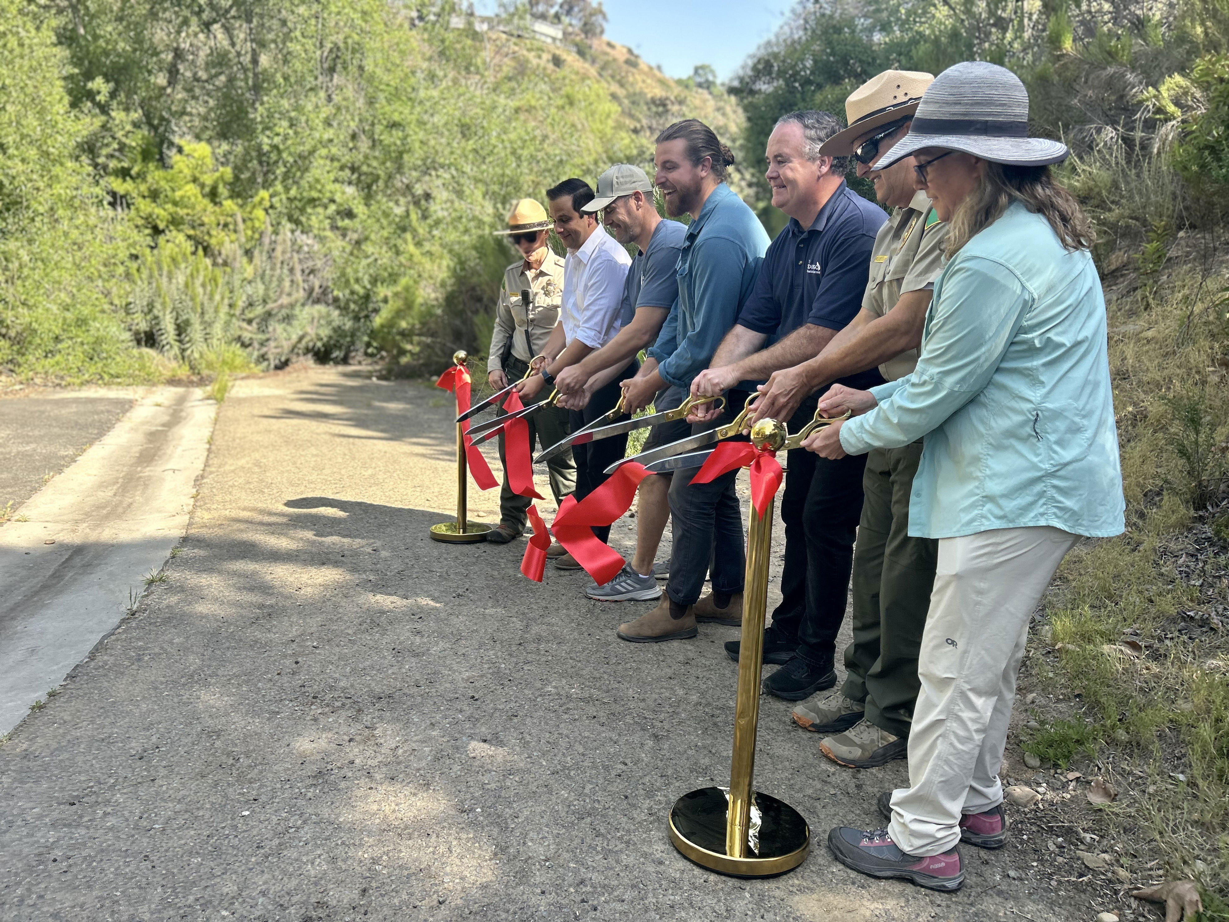 New hiking trail connects Mission Valley and Serra Mesa after decades ...