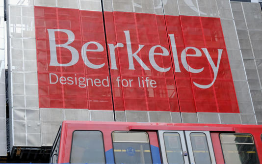 Developers are struggling to sell new-builds, with just 26 sold across the whole of London last June - Eleventh Hour Photography / Alamy