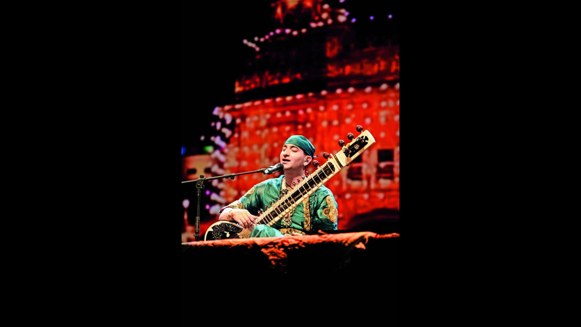 Rishab Rikhiram Sharma's soulful sitar resonates through Chandigarh