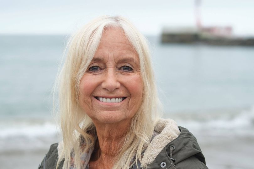 Beyond Paradise fans left distracted as they spot Hollywood film star ...