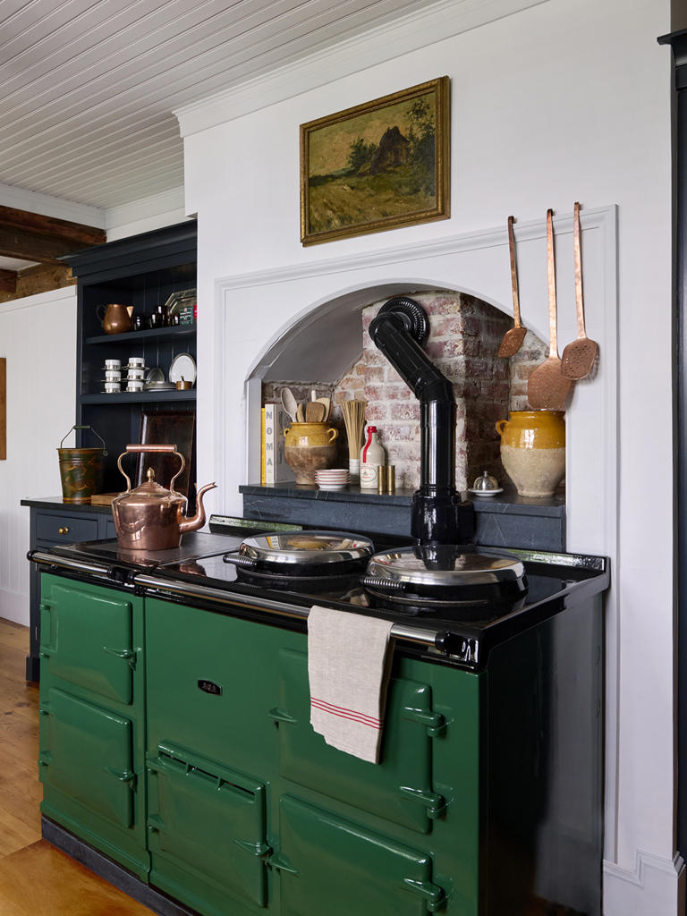 Before & after: An 1805 Federalist kitchen that nails the old-new mix
