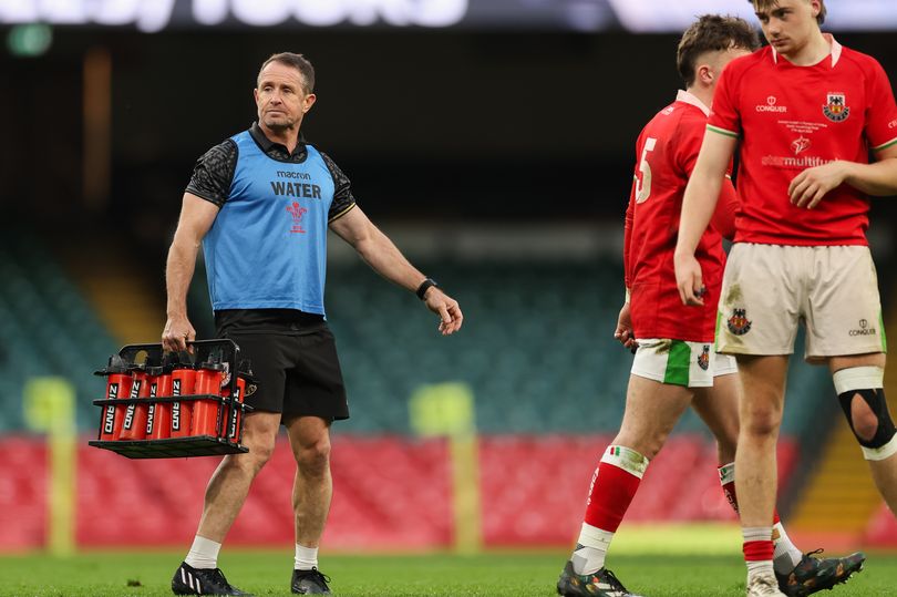 Shane Williams coaches son's team to stunning Welsh Cup win at Principality