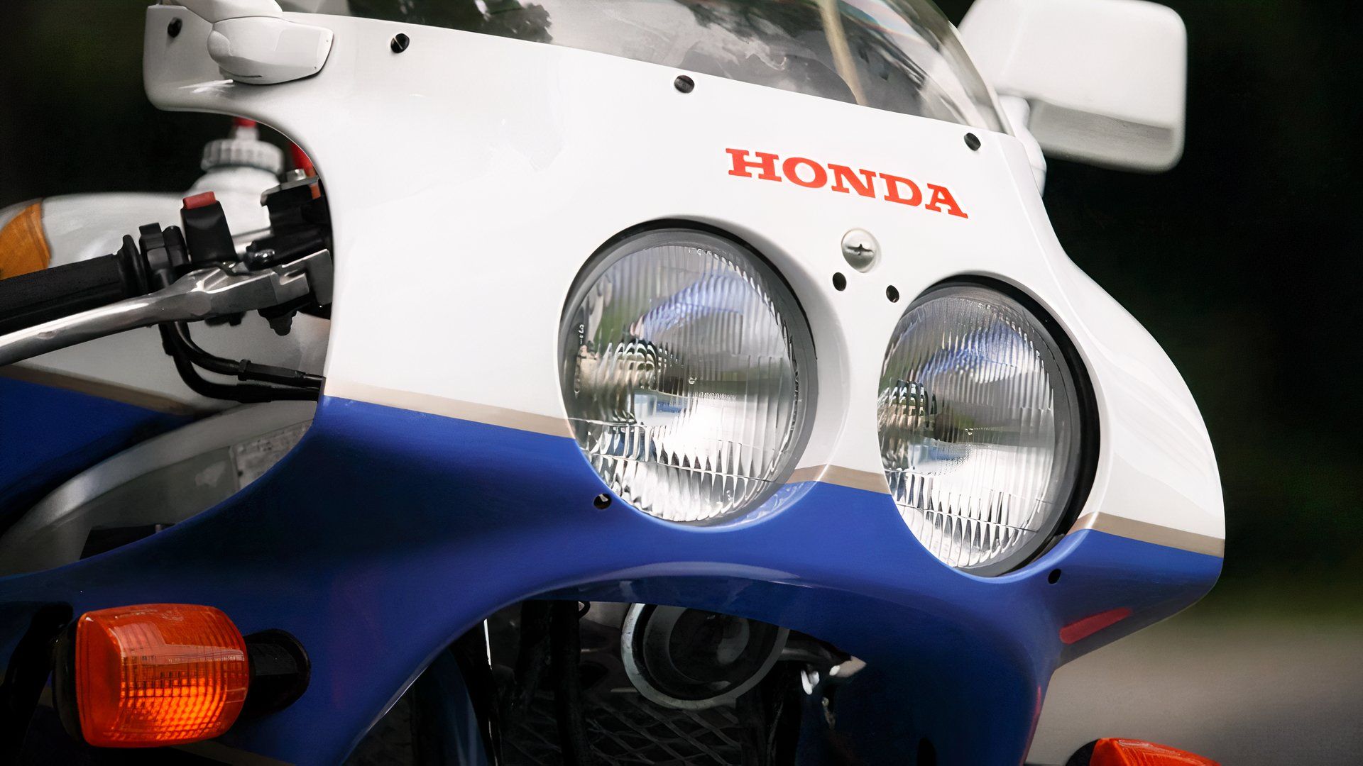 Honda VFR750R RC30: The first WorldSBK homologation special