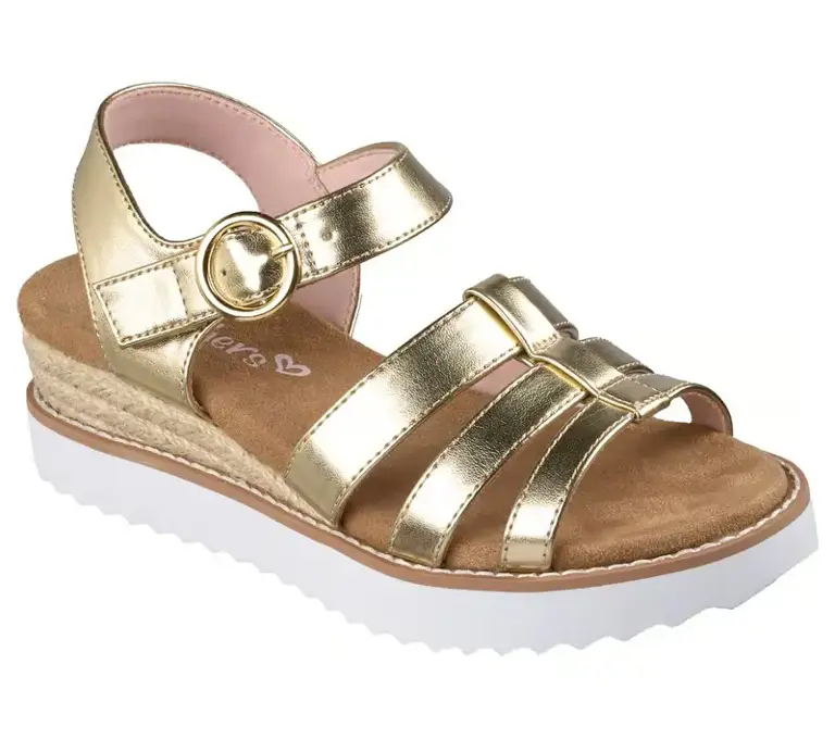 Las sandalias con toque metalizado para combinar con vestidos de lino