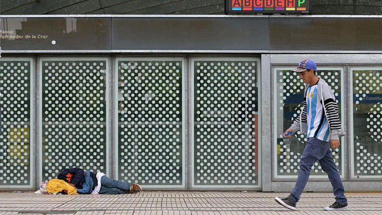 A pobreza na Argentina se encontra no seu nível mais baixo dos últimos sete anos