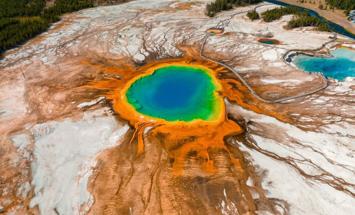 Deep beneath Yellowstone, scientists discover a giant river of hot rock ...