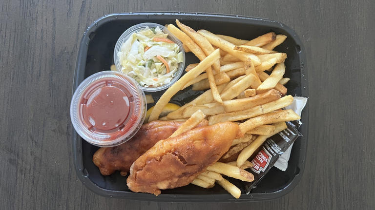 I tried fish and chips from 8 chain restaurants and ranked them