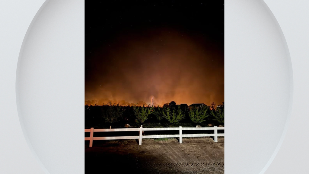 Colorado farm uses nearly 100 campfires to save orchard from spring freeze
