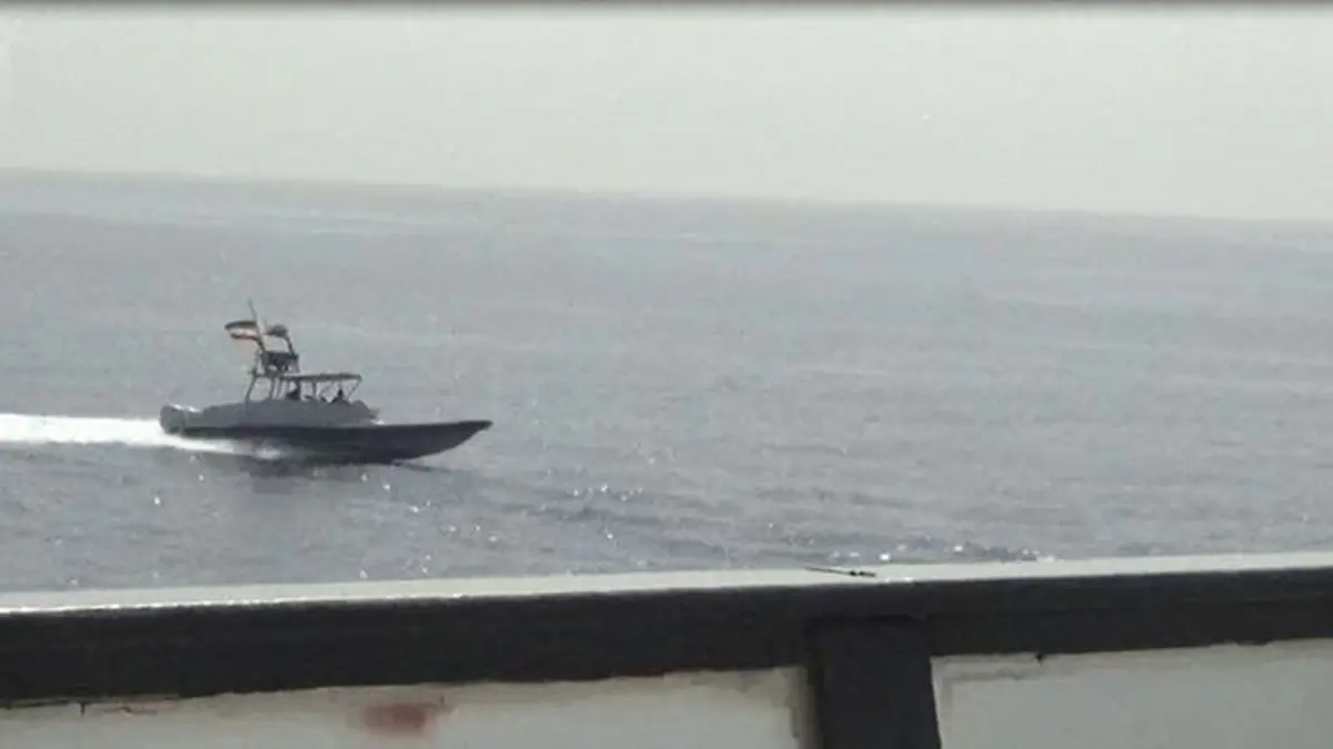 Ketegangan Mencapai Puncak! Iran Serang Kapal Tanker AS di Selat Hormuz