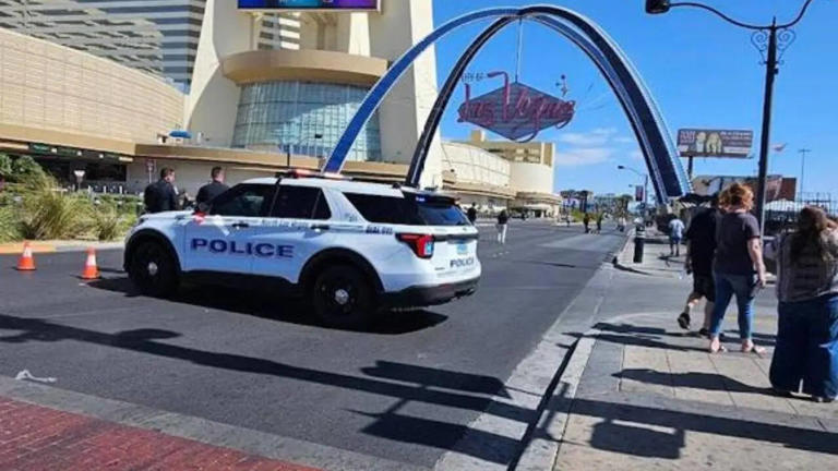 Las Vegas shooting today: Active shooter reported on Las Vegas Strip ...