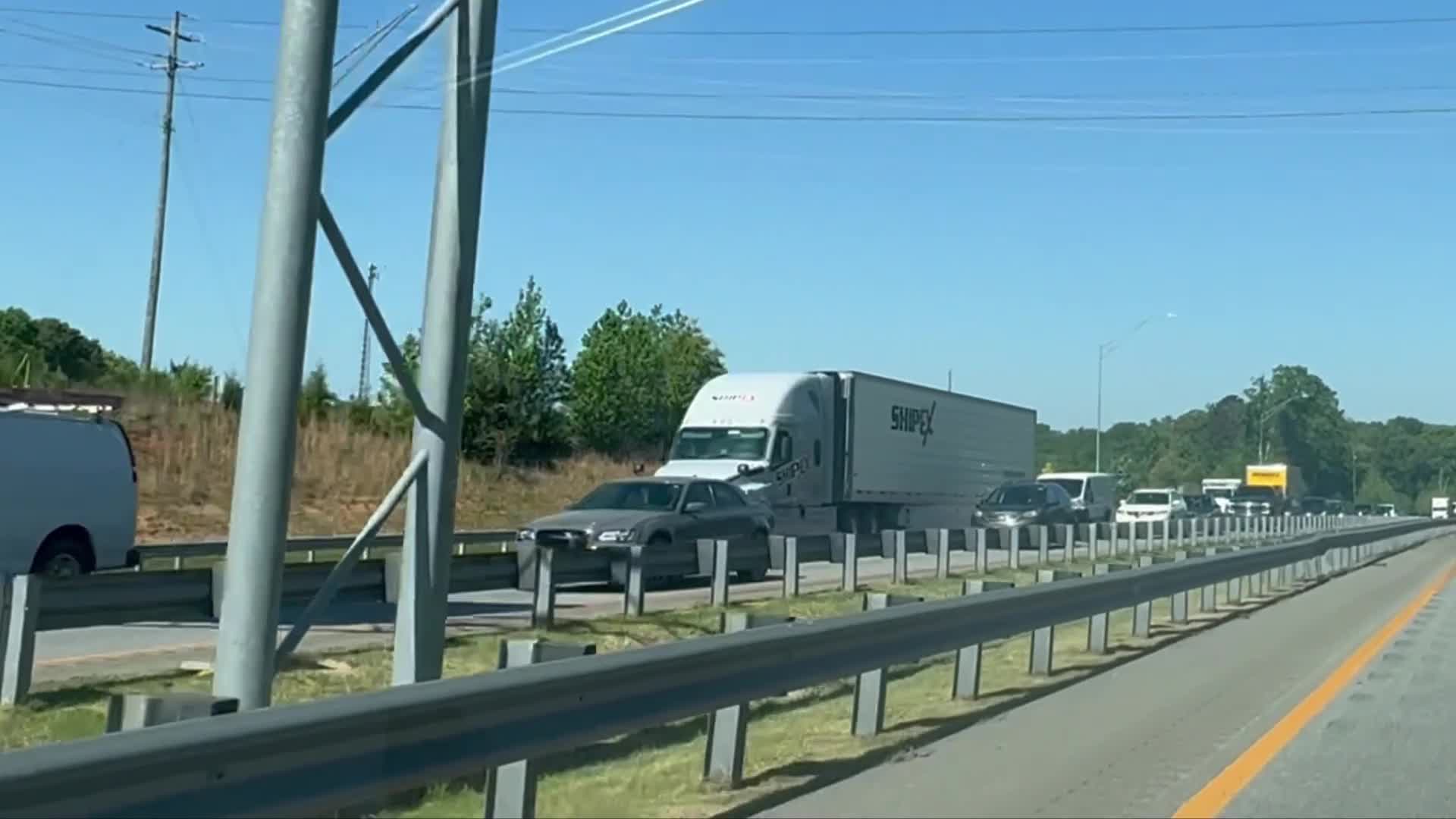 Tractor-trailer jackknifes on US 421 in Kernersville