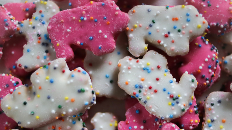 I wanted this Aldi snack to taste like frosted animal crackers, but it ...