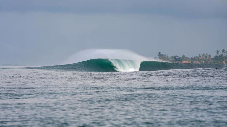When to surf every continent on Earth for the best waves