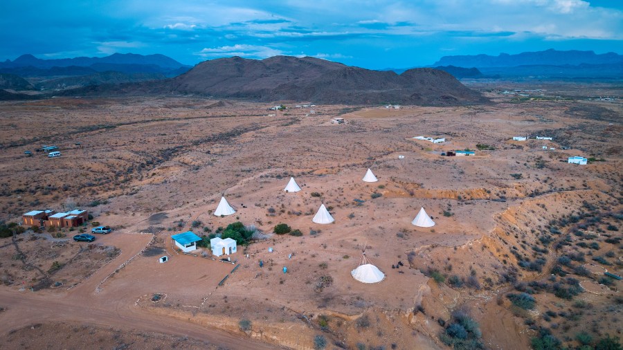 Big Bend glamping business denounces border wall plans