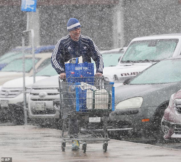 US braces for deep freeze after heatwave as icy winds from Alaska ...