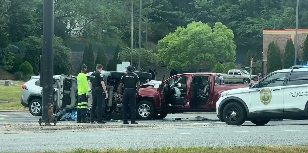 Two people injured after rollover crash in Huntsville