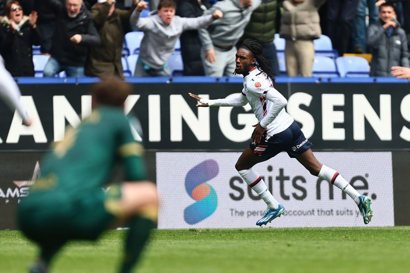 More late heartache for Huddersfield Town as stoppage-time goal hits ...
