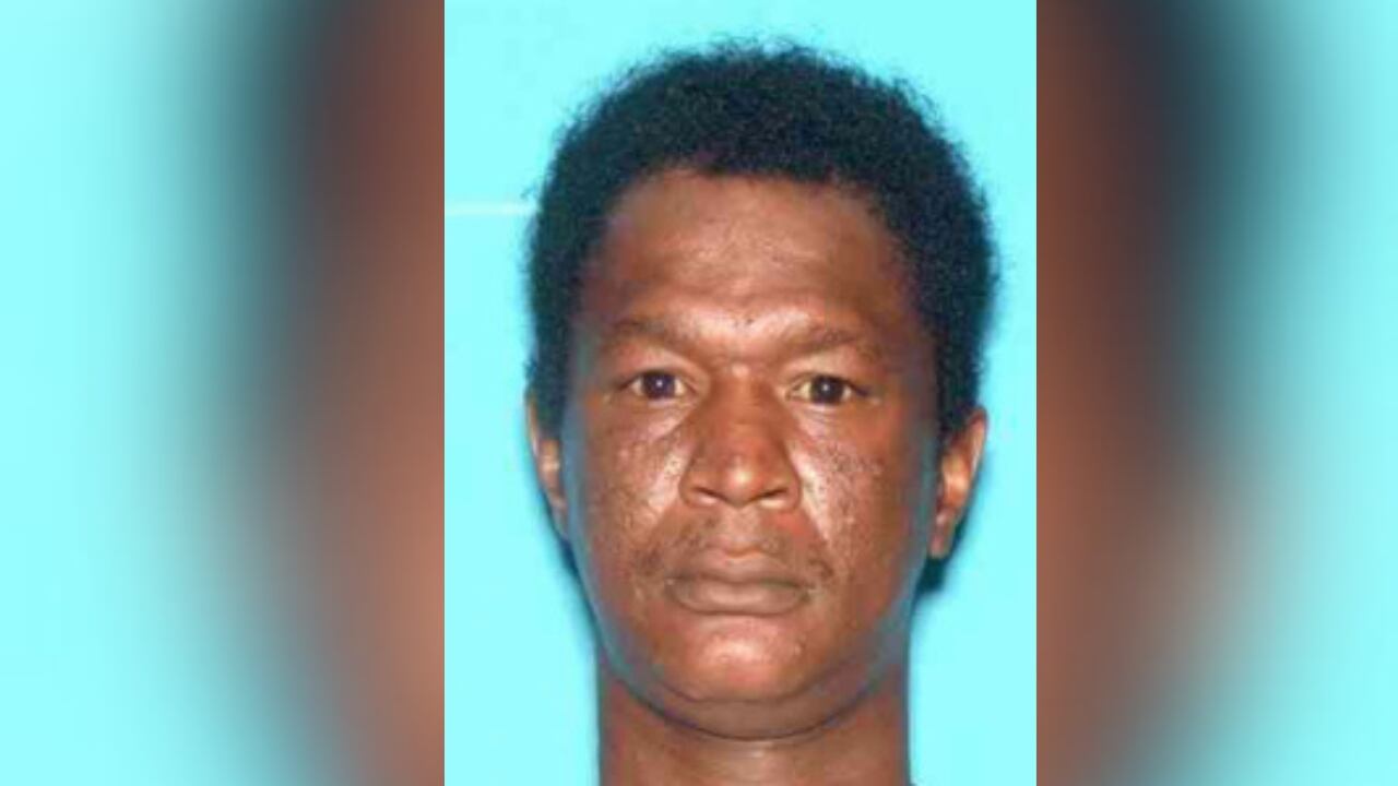 1 in custody after South Memphis gas station shooting; search ongoing ...
