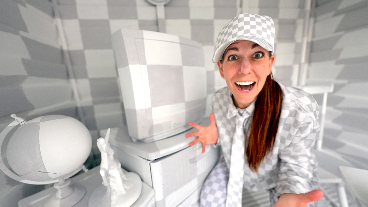 How Ali Spagnola created a real invisible room experiment