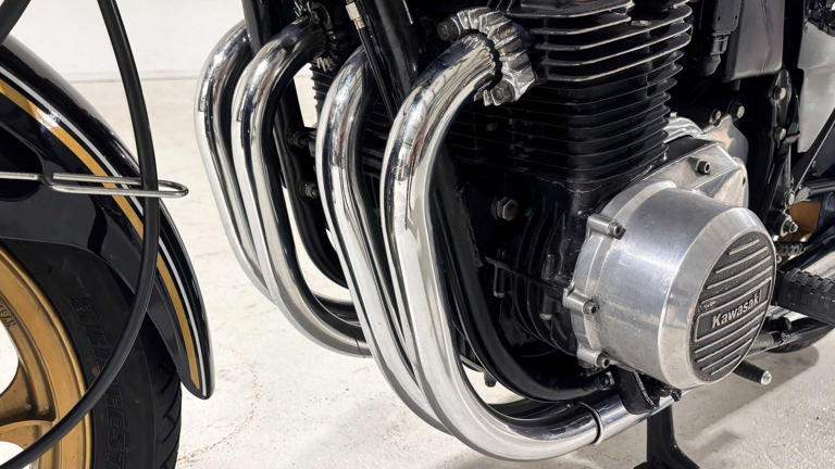 Kawasaki Z1000H: First production motorcycle with EFI (1980)