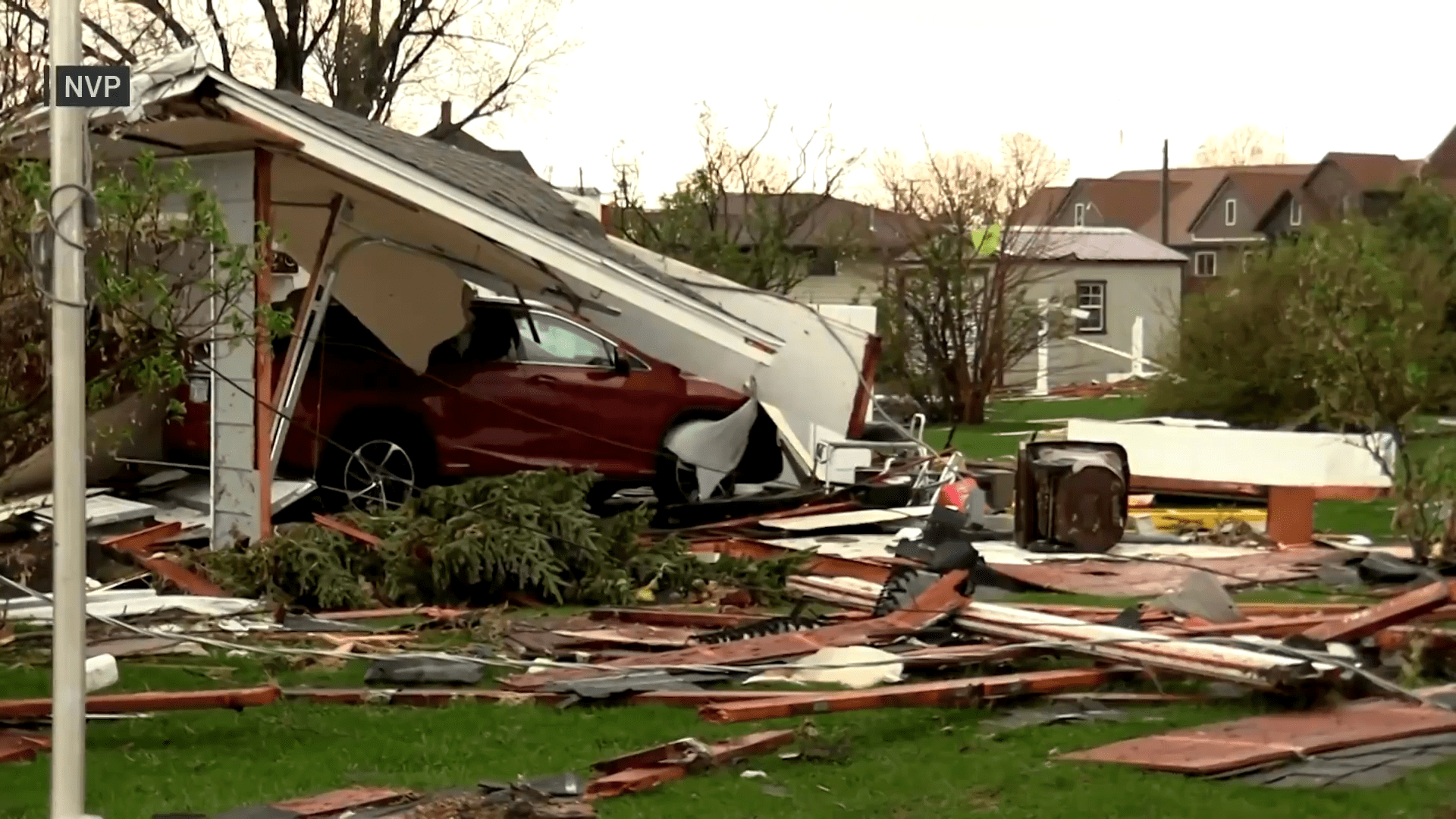 Six tornadoes touched down in Illinois amid Friday's severe storms, NWS ...