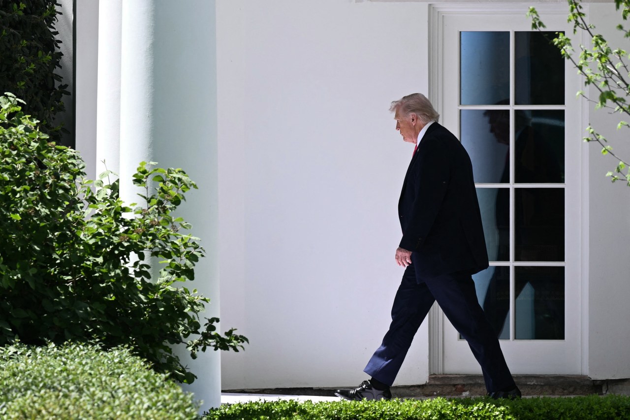 Trump's new approach to picking judges: A tighter circle and a personal touch