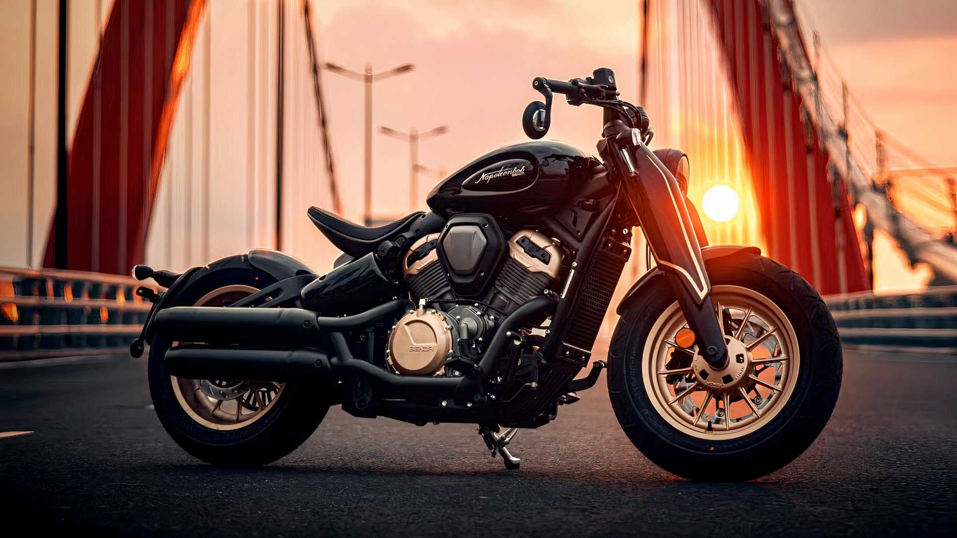 Sunset shot of the Benda Napoleon Bob 500 on a bridge