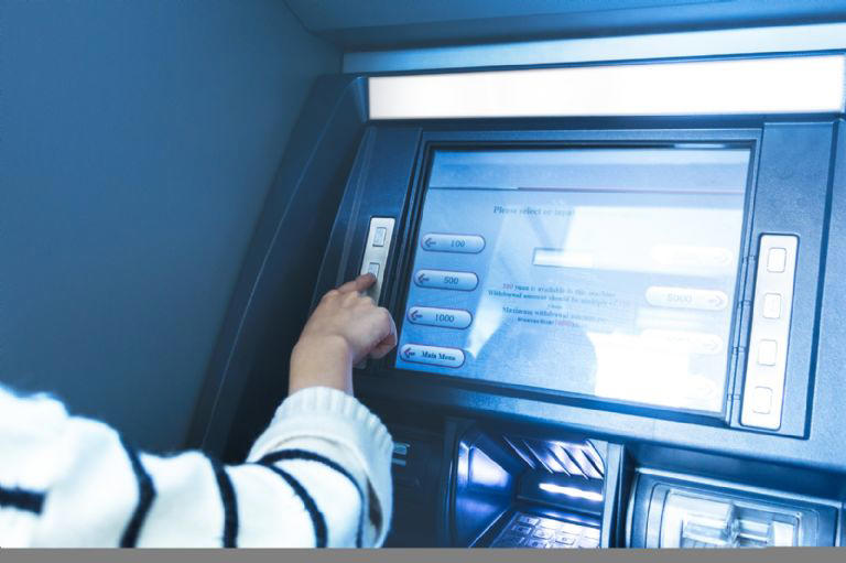 Los bancos trabajarán en la adopción de mejores prácticas para identificar operaciones de prevención de lavado de dinero. Foto: Freepik