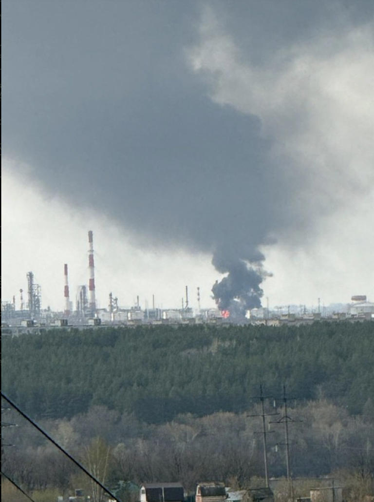 Putin losing $100M a day from Ukrainian drone strikes on Russia’s oil ...
