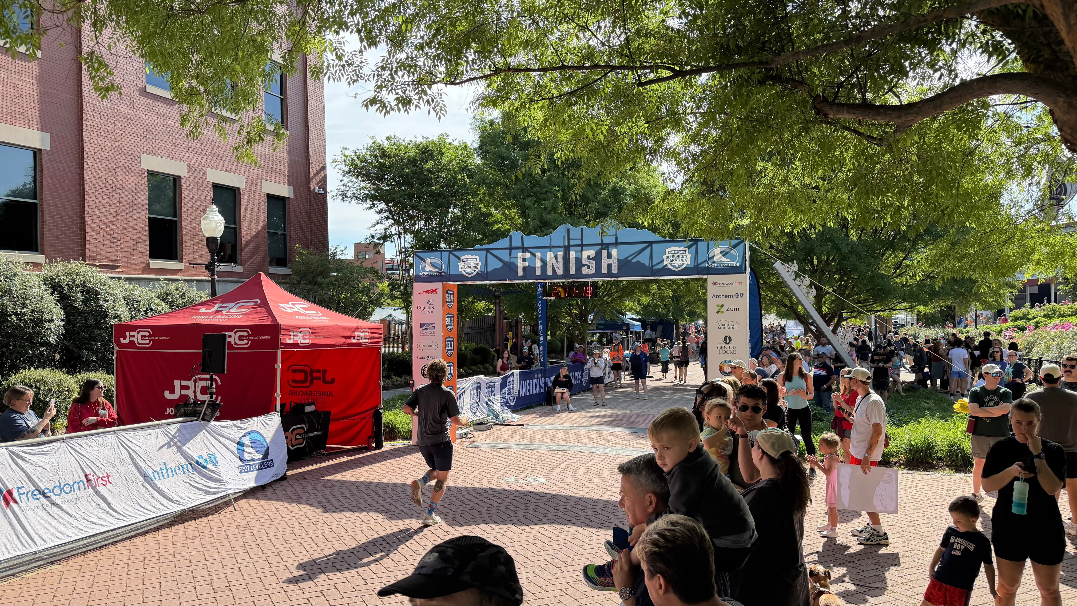 What keeps runners going at the Blue Ridge Marathon