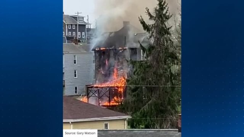 Fire rips through house in North Franklin Township