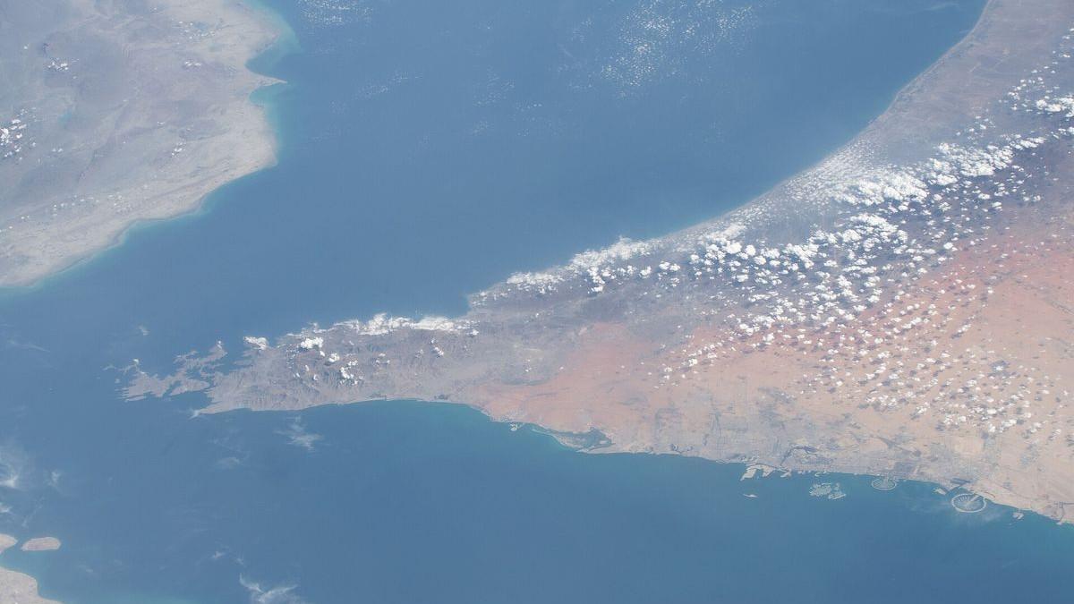 Pembatalan Perdamaian, Iran Menolak Negosiasi dan Mengungkap Haknya di Selat Hormuz, Mengkritik Blokade Trump: Kegagalan