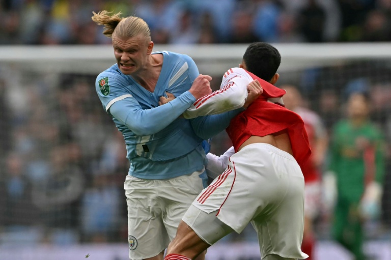 Arteta urges Arsenal to have no regrets in Man City title showdown