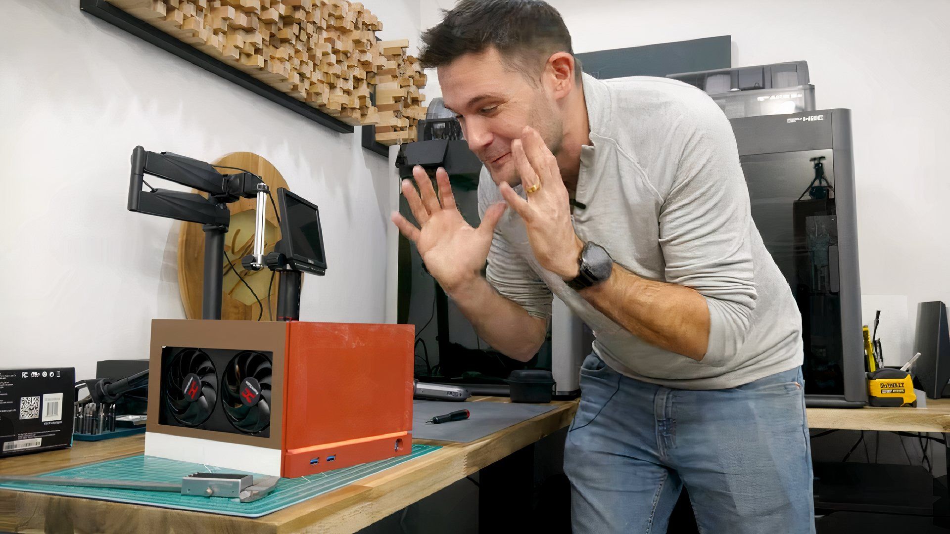 Fake Steam machine built by YouTuber for $900